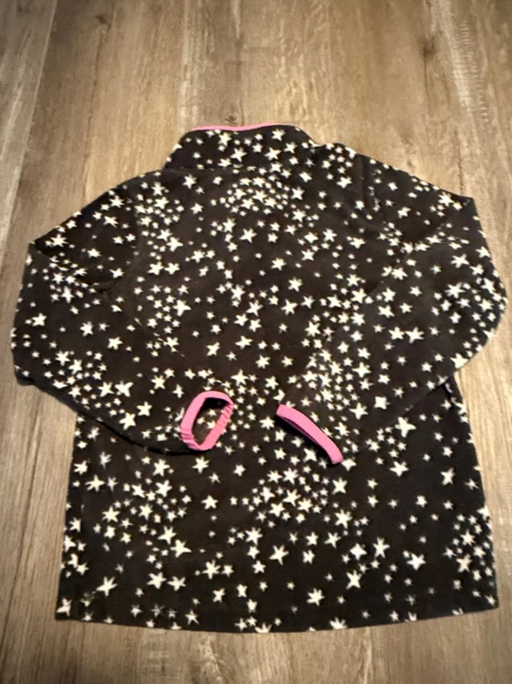 OshKosh Black Star Fleece pull over with Pink Trim